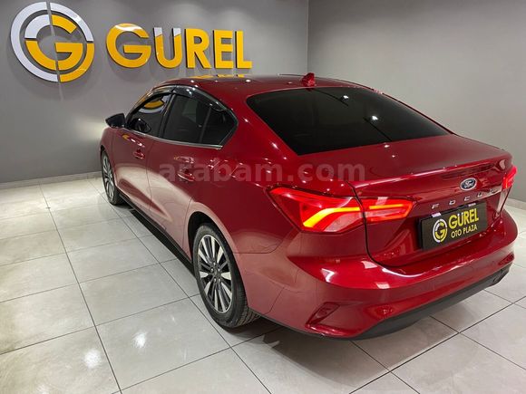 otomobil Ford Focus 1.5 Ti-VCT Titanium
