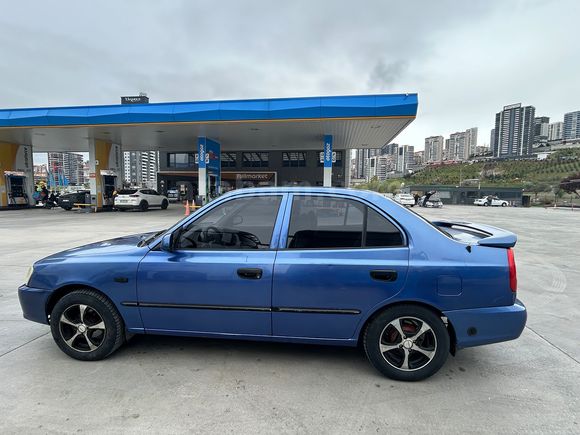 Sahibinden Hyundai Accent 1.3 LX 2000 Model 