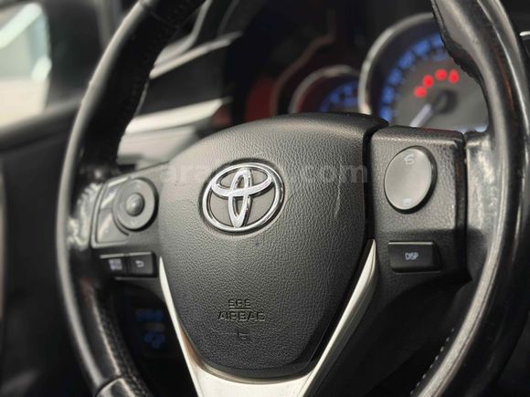 Sahibinden Hatasız TRAMERSİZ Toyota Corolla 1.4 D-4D Touch 2016 Model 