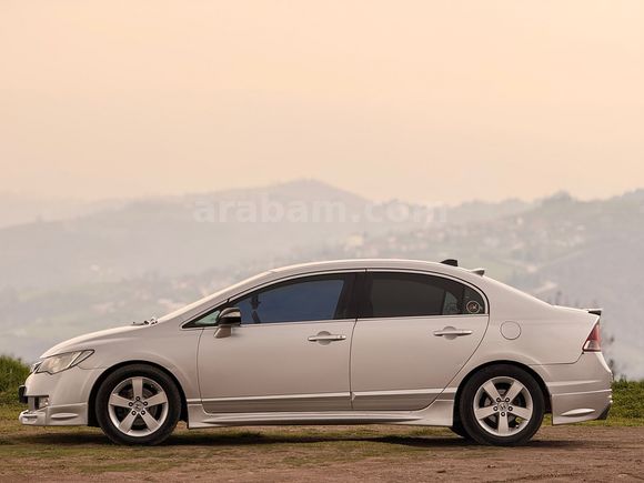 Sahibinden Honda Civic 1.6i VTEC Premium 2008 Model 
