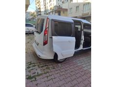 Sahibinden Ford Tourneo Connect 1.5 TDCI Titanium 2018 Model  168.000 km Beyaz