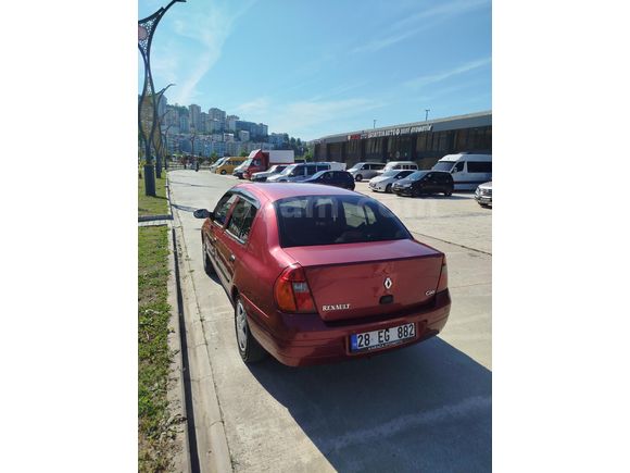 Sahibinden Renault Clio 1.4 RNA 2001 Model