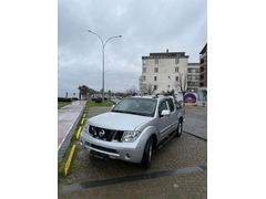 NAVARA ACİL