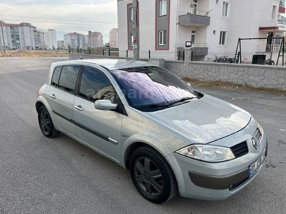 Sahibinden Renault Megane 1.5 dCi Dynamique 2004 Model