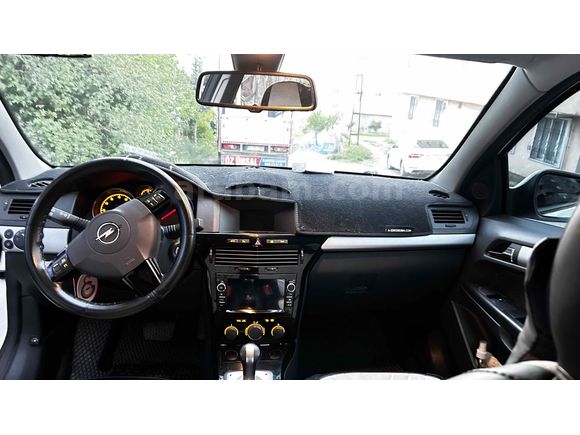 Sahibinden Opel Astra 1.6 Enjoy 111.Yıl 2011 Model 