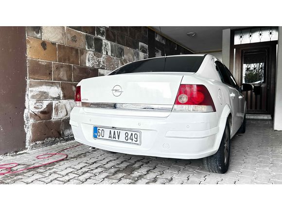 Sahibinden Opel Astra 1.6 Enjoy 111.Yıl 2011 Model 