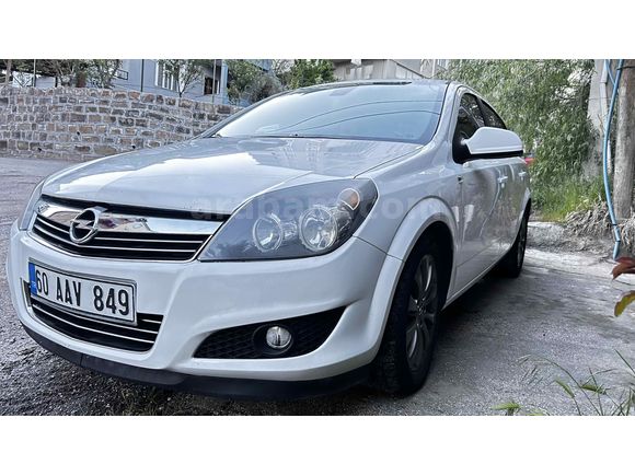 Sahibinden Opel Astra 1.6 Enjoy 111.Yıl 2011 Model 