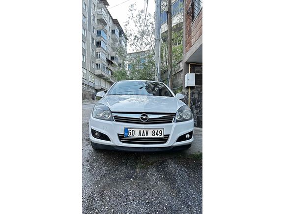 Sahibinden Opel Astra 1.6 Enjoy 111.Yıl 2011 Model 