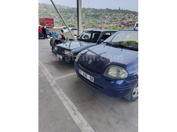 Sahibinden Renault Clio 1.4 2001 Model
