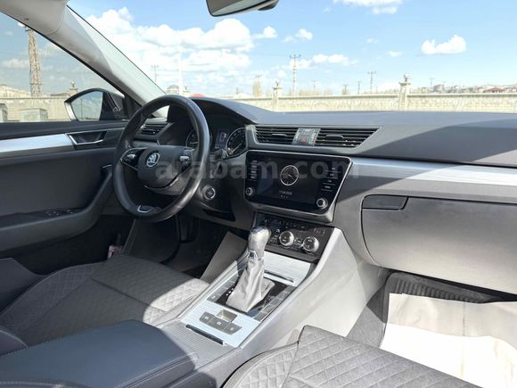 EKİCİLER'DEN 2021 SUPERB 1.5 TSİ SIFIR AYARINDA 
