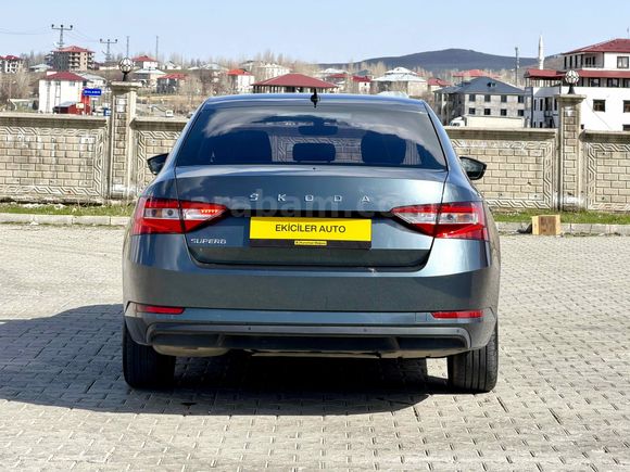 EKİCİLER'DEN 2021 SUPERB 1.5 TSİ SIFIR AYARINDA 