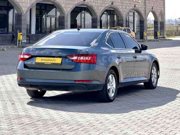 EKİCİLER'DEN 2021 SUPERB 1.5 TSİ SIFIR AYARINDA 