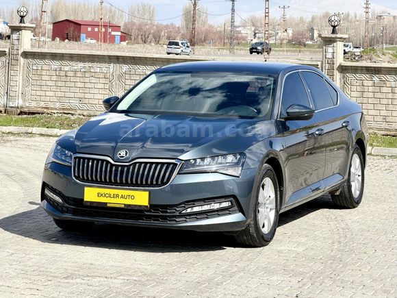 EKİCİLER'DEN 2021 SUPERB 1.5 TSİ SIFIR AYARINDA 