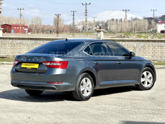 EKİCİLER'DEN 2021 SUPERB 1.5 TSİ SIFIR AYARINDA 