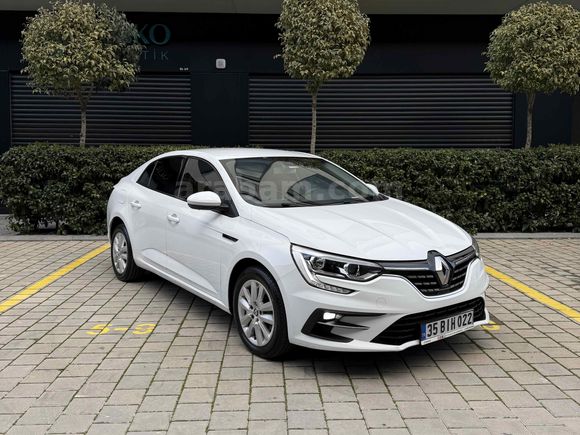 Sahibinden Megane 2022 hatasız boyasız tramersiz