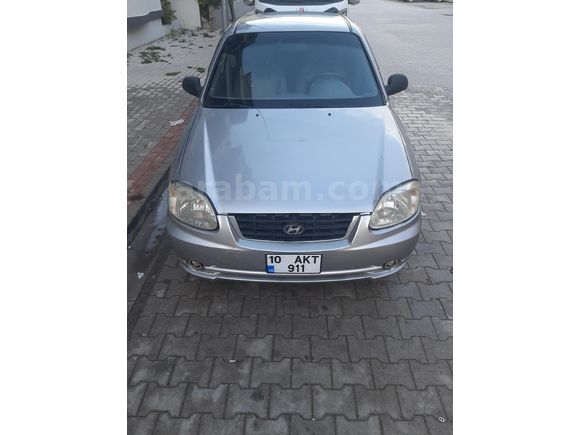 Sahibinden Hyundai Accent 1.3 Admire 2005 Model  286.000 km Gri