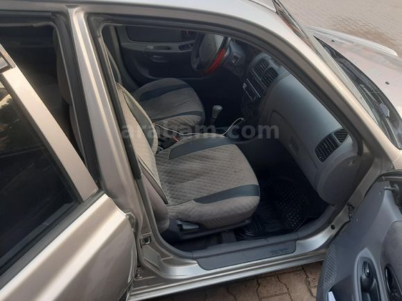 Sahibinden Hyundai Accent 1.3 Admire 2005 Model  286.000 km Gri