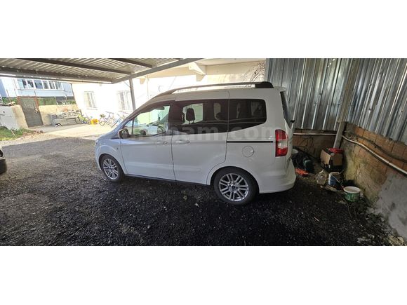 Sahibinden Ford Tourneo Courier 1.6 TDCi Titanium Plus 2018 Model