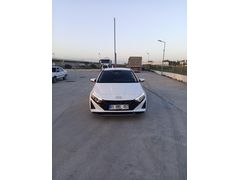 Sahibinden Hyundai i20 1.0 T-GDI Style 2025 Model  18.000 km Beyaz