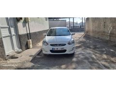 Sahibinden Hyundai Accent Blue 1.6 CRDI Mode Plus 2014 Model  245.000 km Beyaz