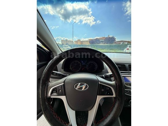 Sahibinden Hyundai Accent Blue 1.6 CRDI Mode 2011 Model 