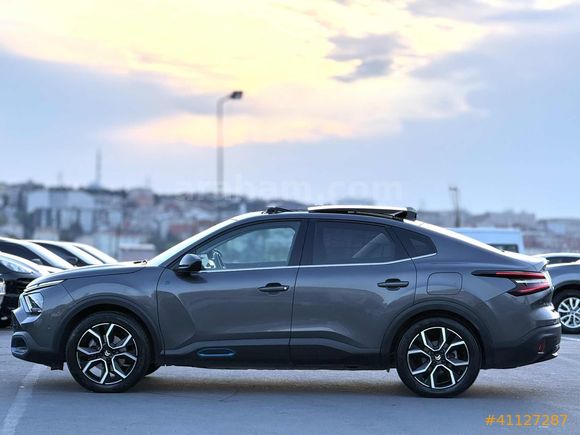 2022 MODEL CİTROEN E-C4 X SHİNE BOLD HATASIZ/BOYASIZ/DEĞİŞENSİZ