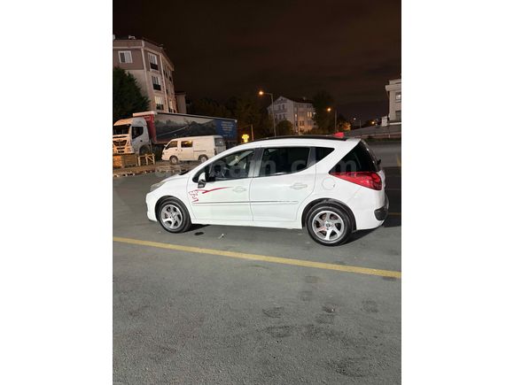 Sahibinden Peugeot 207 1.6 HDi Active 2011 Model  185.500 km Beyaz