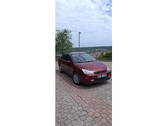 Sahibinden Ford Focus 2.0 Ghia 2001 Model