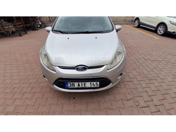 Sahibinden Ford Fiesta 1.4 TDCi Titanium X 2012 Model  326.000 km Gri (metalik)