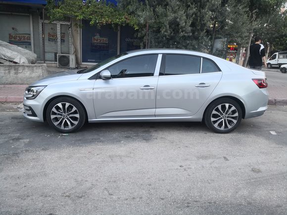 Memurdan, Renault Megane 1.3 TCe Icon 2024 Model Mersin