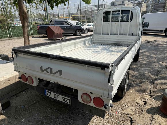 KK12TK_2006_KİA BONGO K2500 TCİ_ORJİNAL_DÜZGÜN_MOTOR ARIZALI