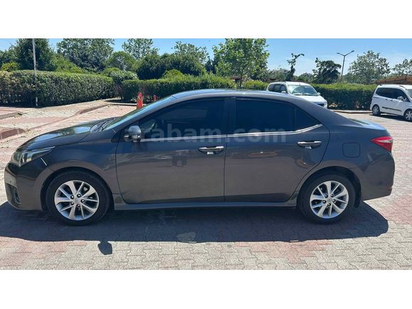 Galeriden Toyota Corolla 1.4 D-4D Advance 2015 Model İstanbul