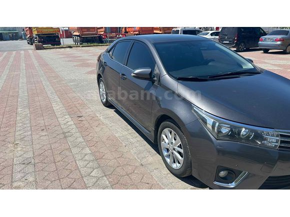 Galeriden Toyota Corolla 1.4 D-4D Advance 2015 Model İstanbul