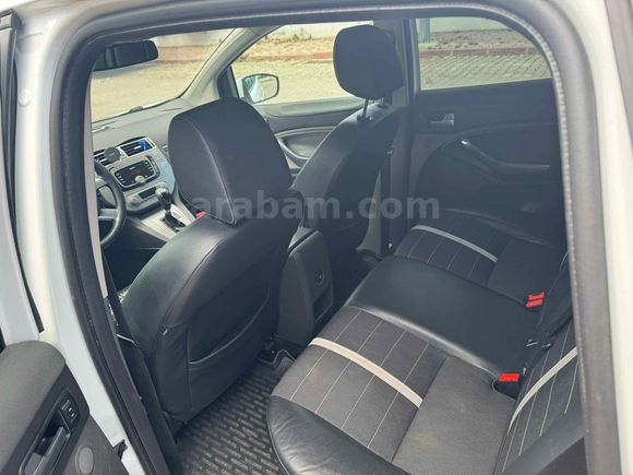 Sahibinden Ford Kuga 2.0 TDCi Titanium 2011 Model 