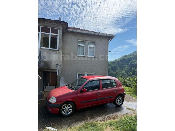 Sahibinden Renault Clio 1.4 RXT 2001 Model  129.000 km Kırmızı