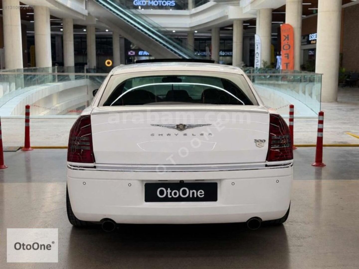 Galeriden Chrysler 300 C 3.0 CRD 2007 Model Ankara 435.000 km Beyaz 7