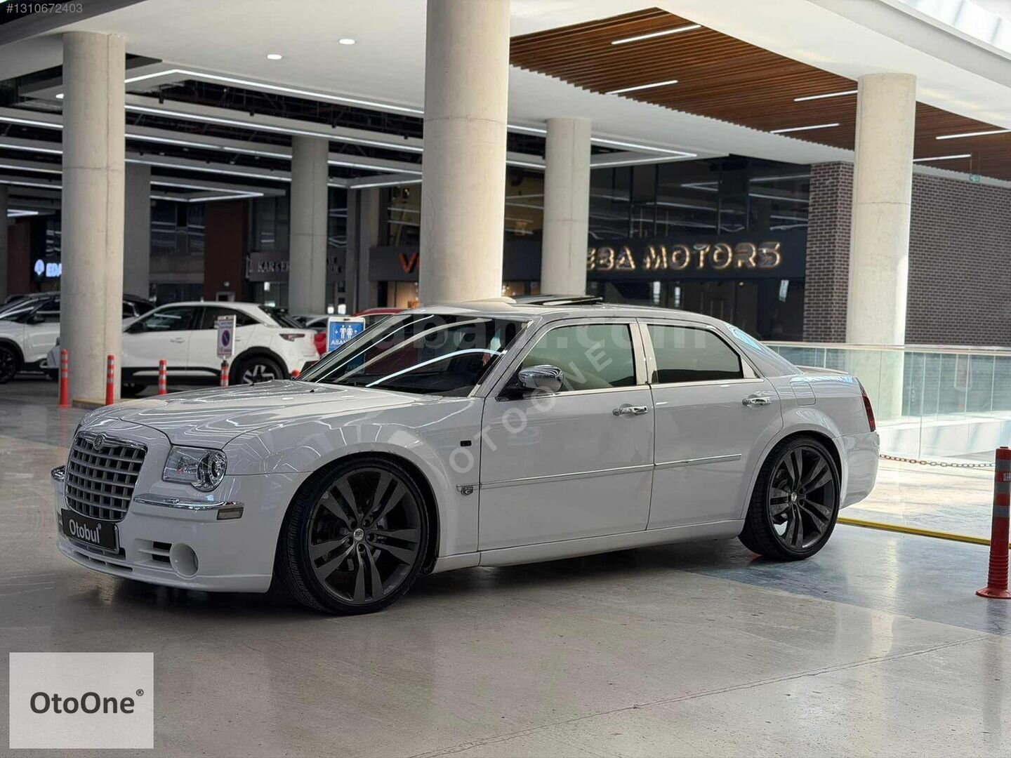 Galeriden Chrysler 300 C 3.0 CRD 2007 Model Ankara 435.000 km Beyaz 2