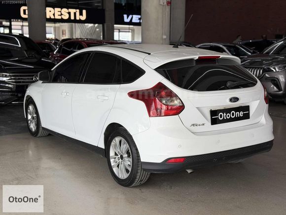 OtoOne OTOMATİK PARK KATLANIR AYNA DÜŞÜK KM