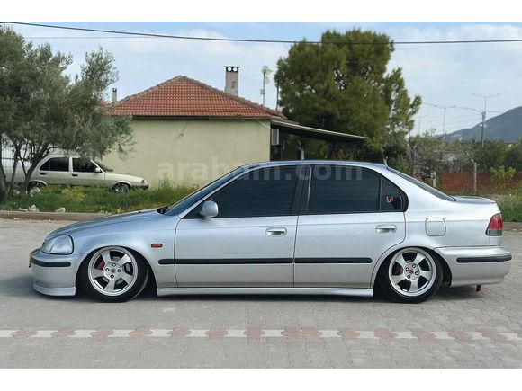 Sahibinden Honda Civic 1.6 i ES 1999 Model  307.000 km Gri (Gümüş)