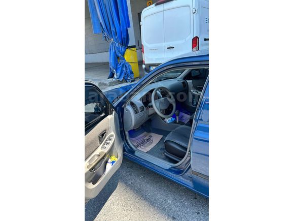 Sahibinden Hyundai Accent 1.3 LX 2000 Model 