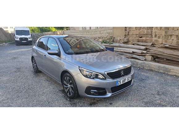 Sahibinden Peugeot 308 1.2 PureTech Style Tech 2020 Model