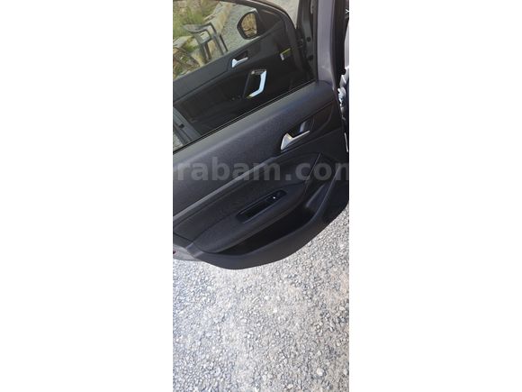 Sahibinden Peugeot 308 1.2 PureTech Style Tech 2020 Model