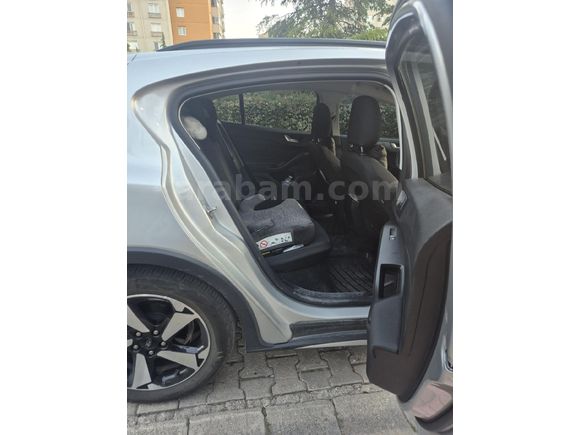Sahibinden Ford Focus 1.5 EcoBlue Active Stil 2024 Model İstanbul