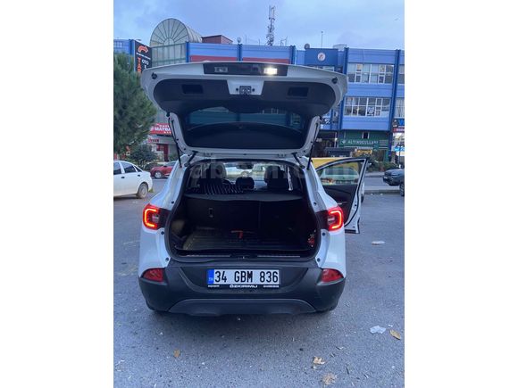 Sahibinden Renault Kadjar 1.5 dCi Icon 2015 Model
Full+Full