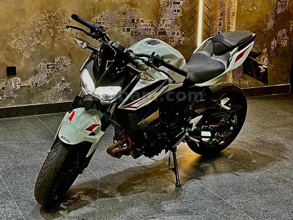 2023 KAWASAKİ z400 HATASIZ