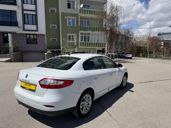 EMİR AUTO'DAN EMSALSİZ İLK SAHİBİNDEN FLUENCE