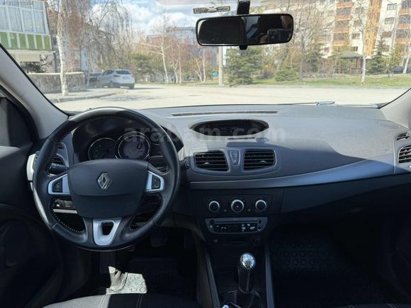 EMİR AUTO'DAN EMSALSİZ İLK SAHİBİNDEN FLUENCE