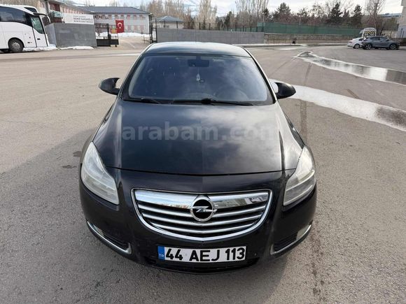 EMİR AUTO'DAN DİZEL OTOMATİK OPEL İNSİGNİA