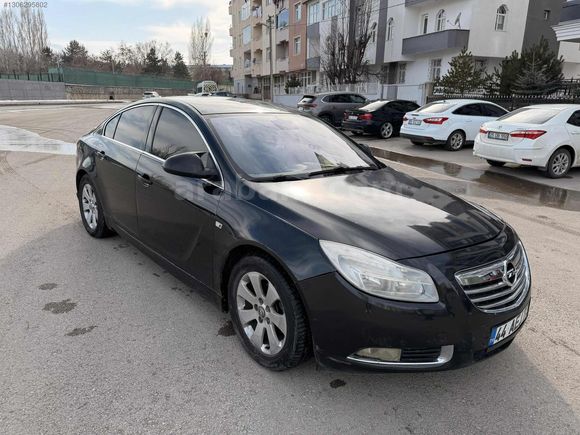 EMİR AUTO'DAN DİZEL OTOMATİK OPEL İNSİGNİA