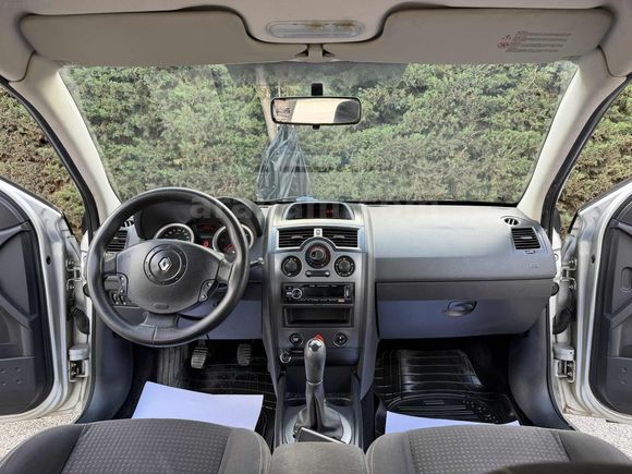 DÜŞÜK KM DEGİŞENSİZ TERTEMİZ CAM GİBİ MEGANE